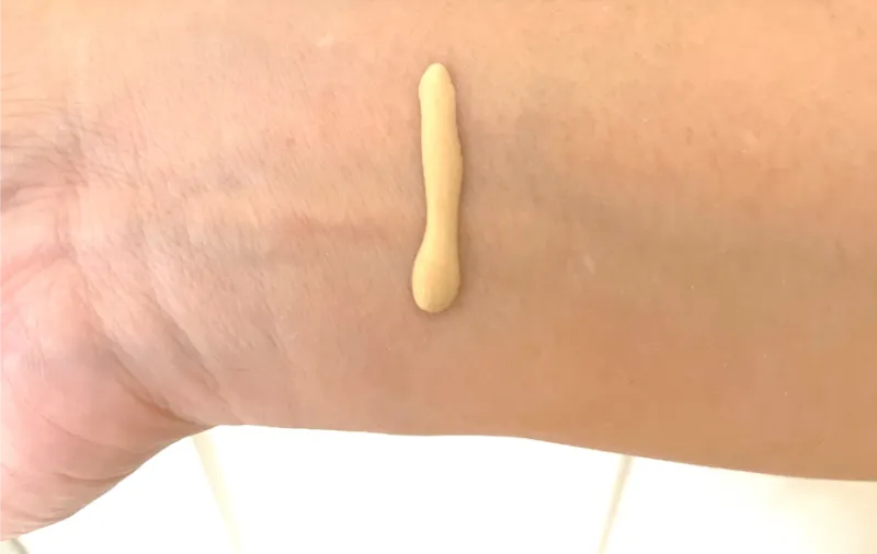 スキンアクア　ラテベージュ